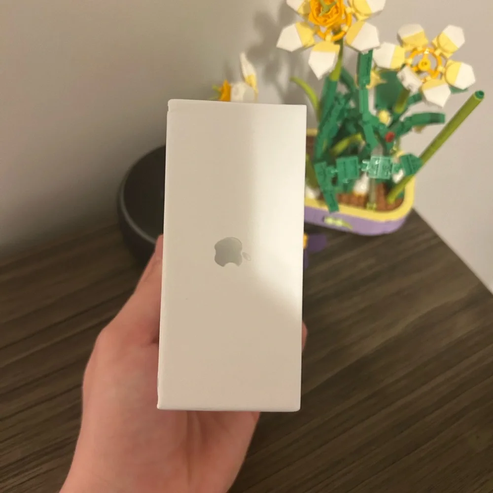 Apple AirPods Pro with Charging Case - White